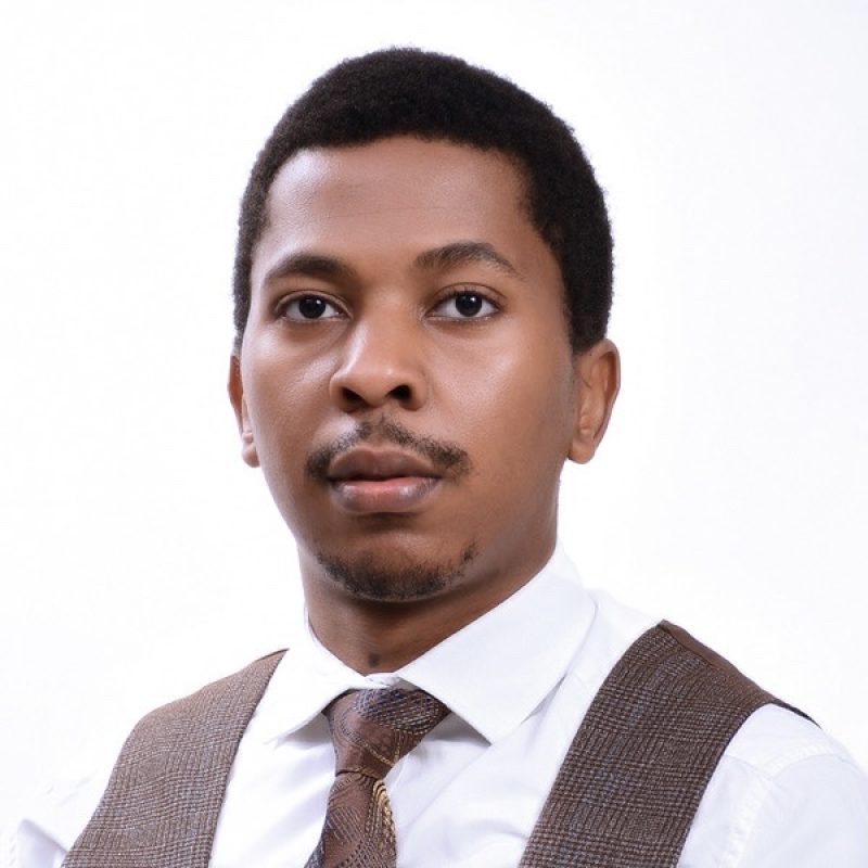 Dennis Muthoni – Email Signature Dennis Muthoni - Email Signature